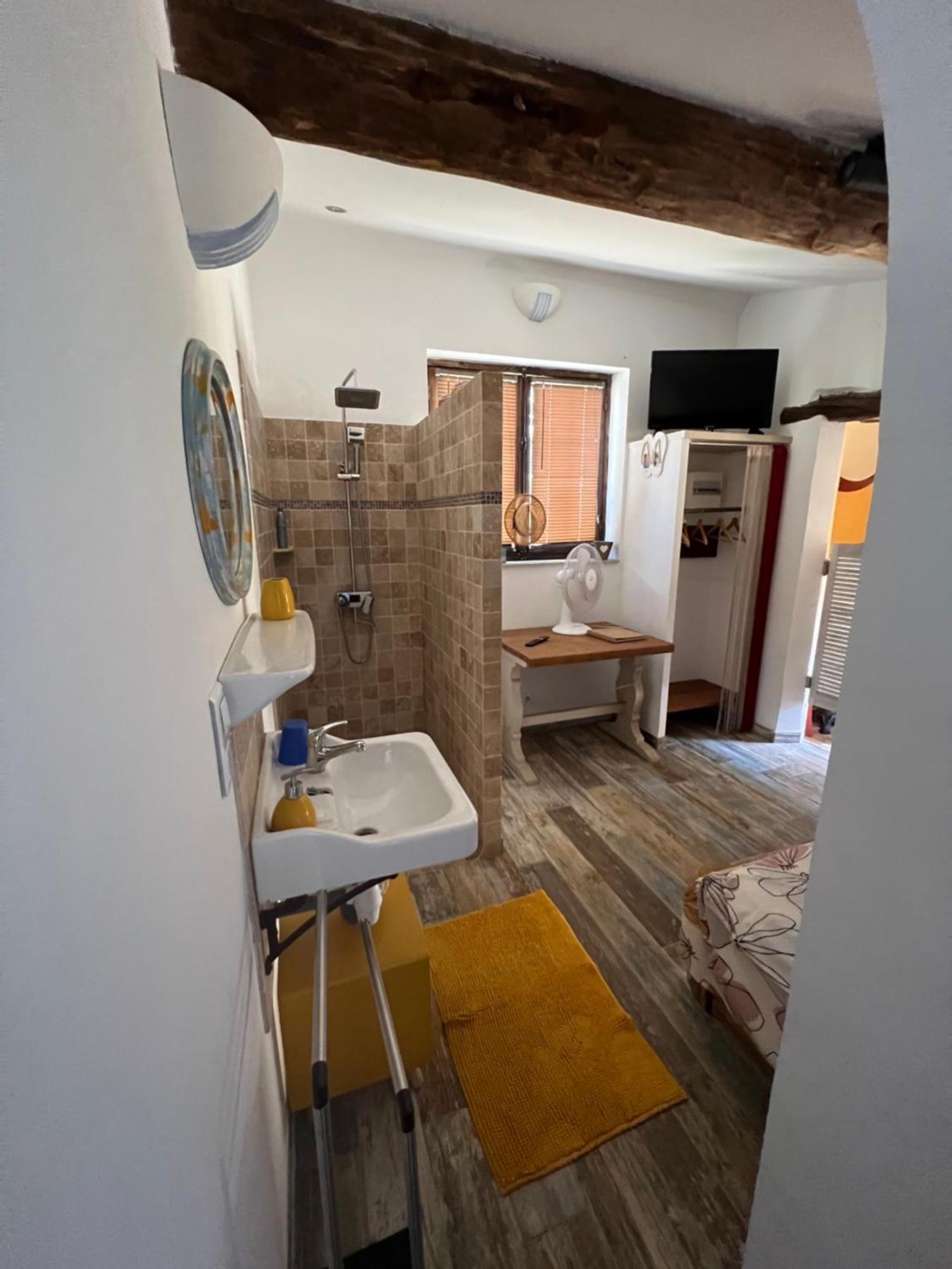 Appartement Cabanon César à Flayosc Extérieur photo